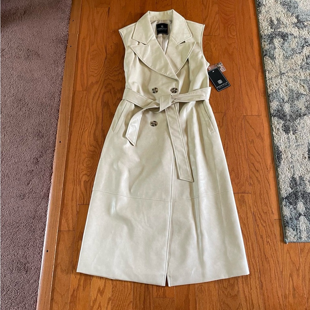 Bagatelle trench vest!